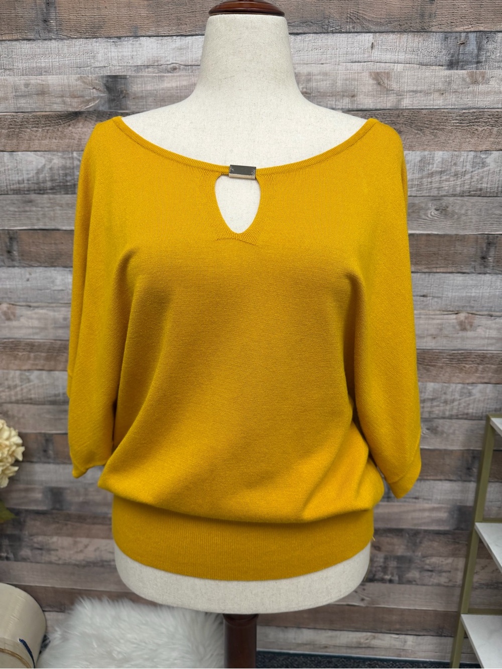 Joseph A Mustard Yellow Short Sleeve Pullover XXL
